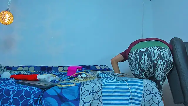 Snapshot of maxowens_oficial chatting on 12/29/24, 10:47 maxowens oficial online show from 12/29/24, 10:47