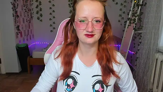 KrisTyBooBsin online show from 09/18/25, 01:13