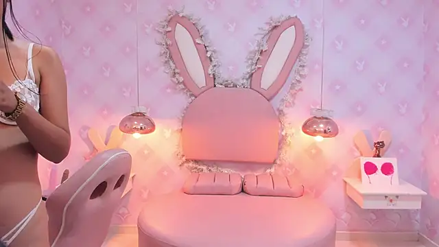 Saraa Skinny online show from 03/06/25, 03:02