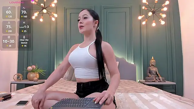 rubyhill 2711 online show from 12/11/24, 11:21