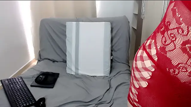 Laura-pervert online show from 02/06/25, 09:06