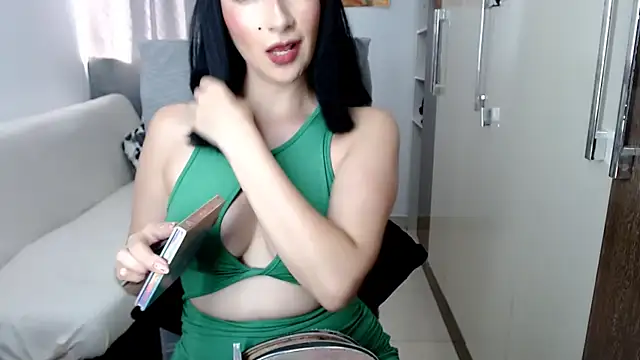 Laura-pervert online show from 11/01/25, 09:06