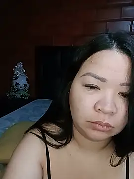 Snapshot of Chantal_lopez chatting on 05/19/26, 12:00 Chantal lopez online show from 05/19/26, 12:00