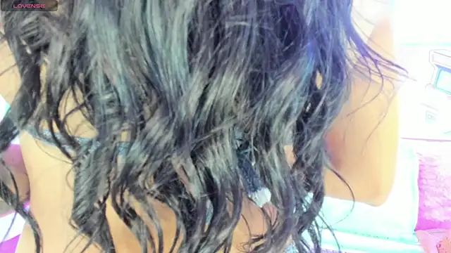 Amber villalobos  online show from 04/08/26, 10:43