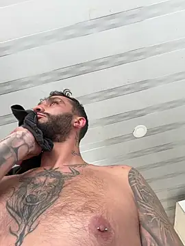 Snapshot of openmind_boy chatting on 02/06/26, 07:17 openmind boy online show from 02/06/26, 07:17