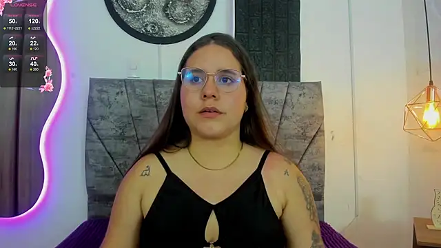 Snapshot of April1_sc chatting on 01/07/26, 08:33 April1 sc online show from 01/07/26, 08:33