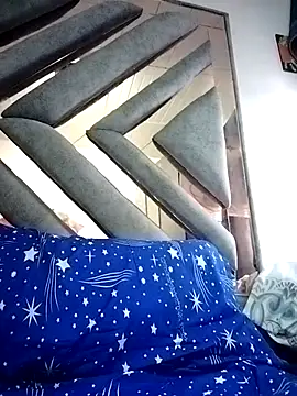 Snapshot of naughty-sharlot chatting on 10/26/25, 11:05 naughty-sharlot online show from 10/26/25, 11:05