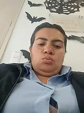 Snapshot of naughty-sharlot chatting on 10/30/25, 03:13 naughty-sharlot online show from 10/30/25, 03:13