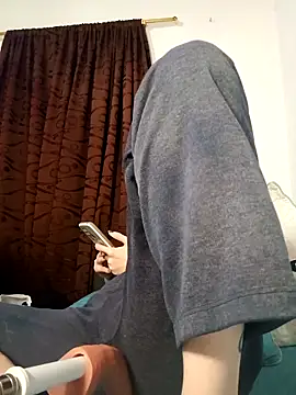 Snapshot of Kim_19 chatting on 11/25/25, 05:29 Kim 19 online show from 11/25/25, 05:29