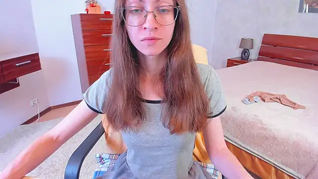 Snapshot of Pantyhose_Mila chatting on 02/17/26, 08:15 Pantyhose Mila online show from 02/17/26, 08:15