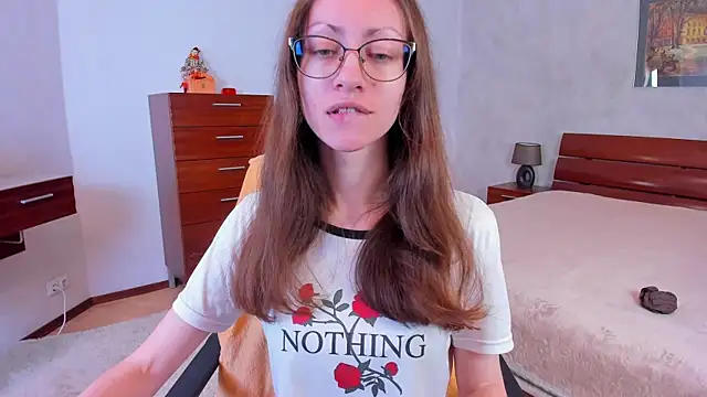 Snapshot of Pantyhose_Mila chatting on 02/18/26, 08:16 Pantyhose Mila online show from 02/18/26, 08:16