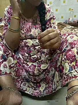 Tameesh sexy mistress online show from 06/15/26, 04:42
