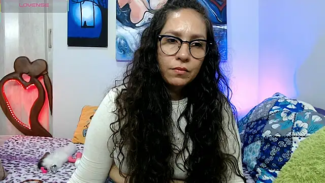 Snapshot of naihroby chatting on 12/03/25, 03:36 naihroby online show from 12/03/25, 03:36