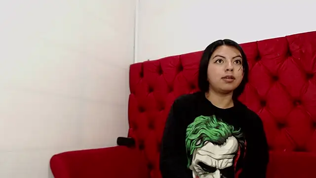 CarolineBrunx online show from 02/12/25, 07:13