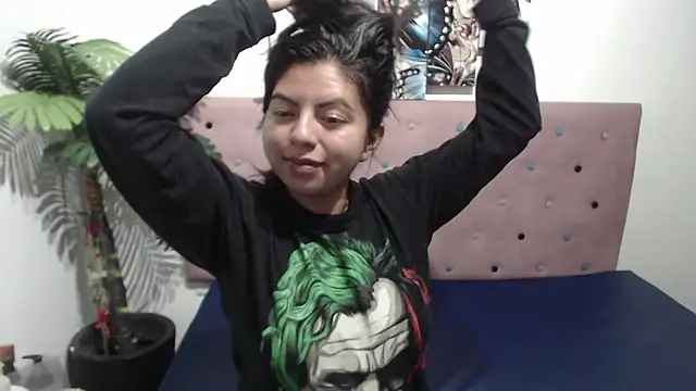 CarolineBrunx online show from 03/12/25, 03:57