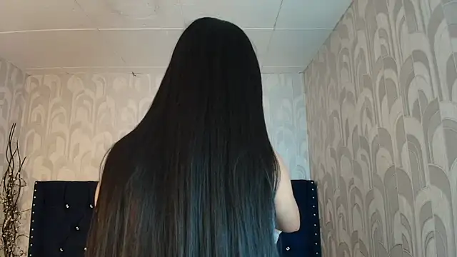 CarolineBrunx online show from 04/24/26, 10:01