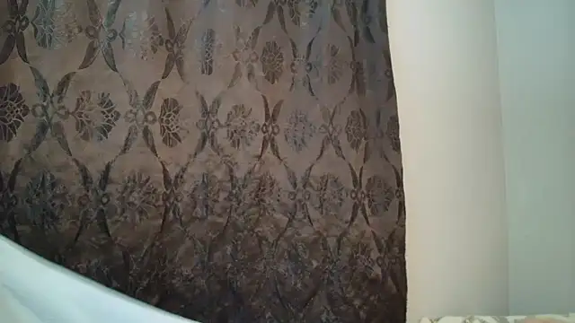 CarolineBrunx online show from 08/04/26, 04:04