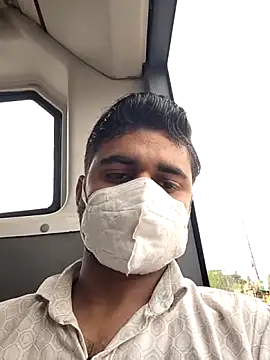 Ishan003 online show from 10/13/25, 09:42