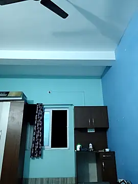 Ishan003 online show from 11/01/25, 02:41