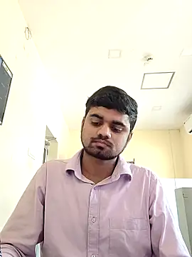 Ishan003 online show from 05/07/26, 08:42