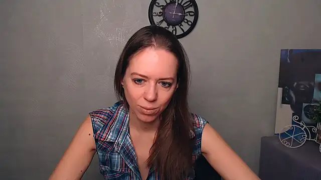 Snapshot of GloriaSi_ chatting on 03/15/25, 06:58 GloriaSi online show from 03/15/25, 06:58