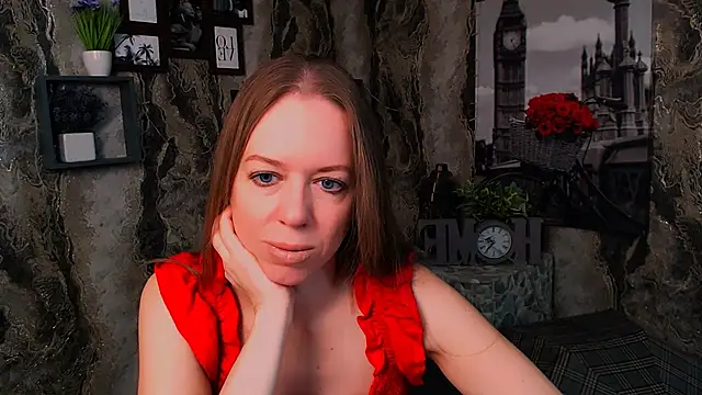 Snapshot of GloriaSi_ chatting on 10/25/25, 04:20 GloriaSi online show from 10/25/25, 04:20