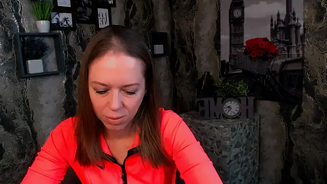 Snapshot of GloriaSi_ chatting on 11/06/25, 05:30 GloriaSi online show from 11/06/25, 05:30