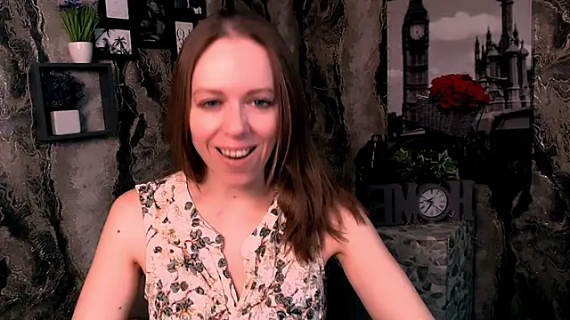 Snapshot of GloriaSi_ chatting on 12/01/25, 06:18 GloriaSi online show from 12/01/25, 06:18