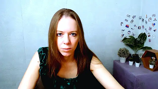 Snapshot of GloriaSi_ chatting on 01/08/26, 06:26 GloriaSi online show from 01/08/26, 06:26