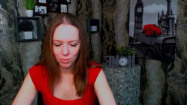 Snapshot of GloriaSi_ chatting on 02/06/26, 05:45 GloriaSi online show from 02/06/26, 05:45