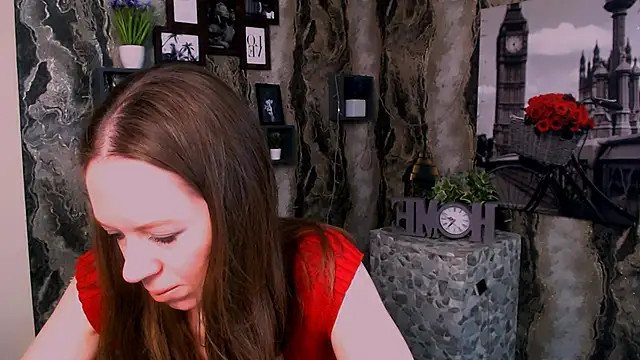 Snapshot of GloriaSi_ chatting on 02/15/26, 05:37 GloriaSi online show from 02/15/26, 05:37