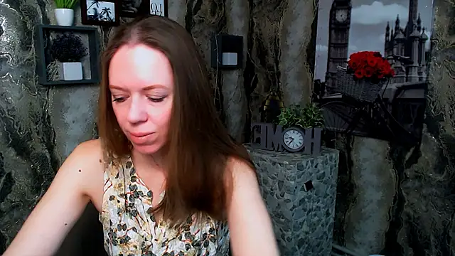 Snapshot of GloriaSi_ chatting on 02/21/26, 06:36 GloriaSi online show from 02/21/26, 06:36