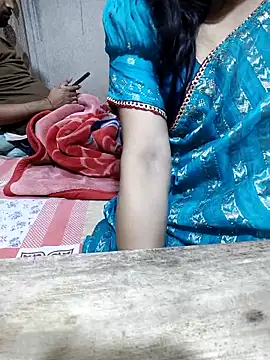 Snapshot of Bhabhi_desi12 chatting on 11/10/25, 03:05 Bhabhi desi12 online show from 11/10/25, 03:05