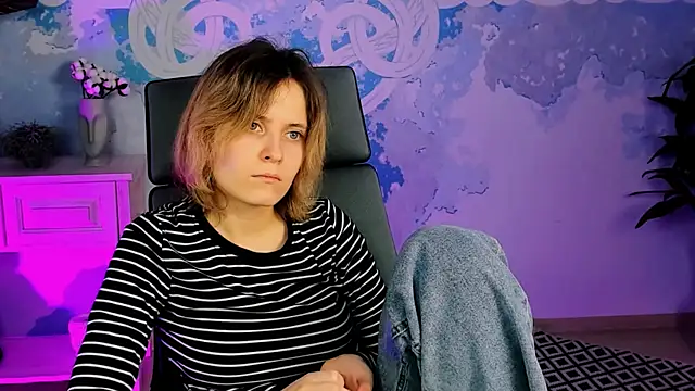 LolaAsmus online show from 01/31/25, 11:13