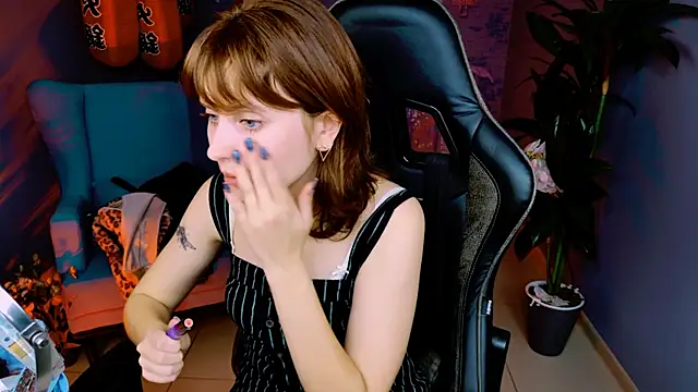 LolaAsmus online show from 10/11/25, 07:51