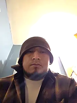 Snapshot of Jovende28 chatting on 10/28/25, 12:30 Jovende28 online show from 10/28/25, 12:30