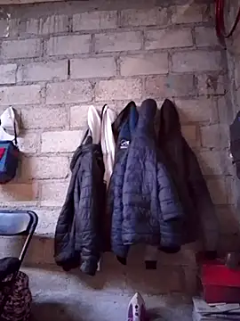 Snapshot of m4ti-hot chatting on 03/04/25, 08:49 m4ti-hot online show from 03/04/25, 08:49