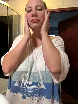 Snapshot of Yanacool007 chatting on 11/03/25, 08:48 Yanacool007 online show from 11/03/25, 08:48