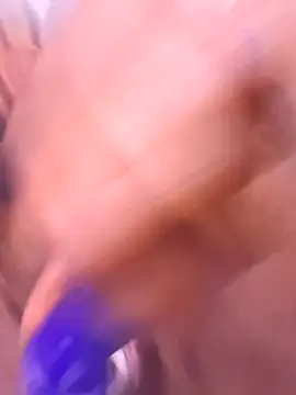 Snapshot of Gripperke00 chatting on 02/21/25, 02:48 Gripperke00 online show from 02/21/25, 02:48