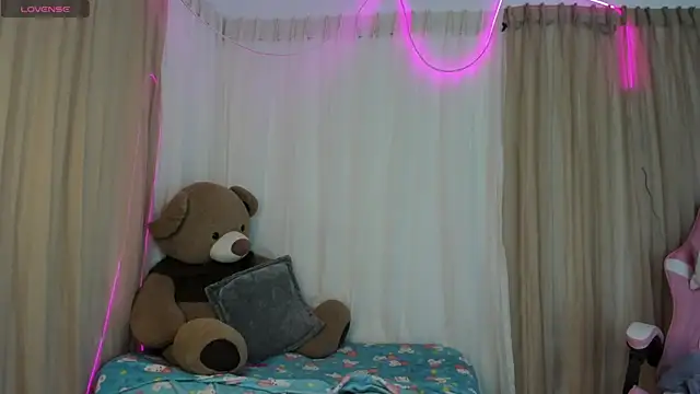 mikoto urab online show from 03/16/25, 12:34