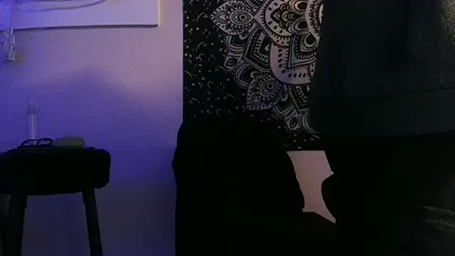 Snapshot of SirCharlesXXX chatting on 02/11/25, 12:38 SirCharlesXXX online show from 02/11/25, 12:38