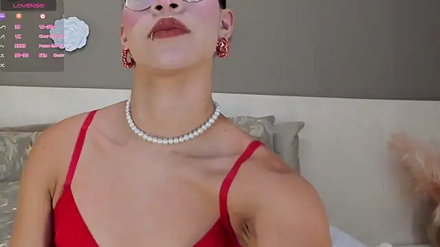 KimHiltton online show from 02/14/25, 03:43