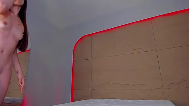 Snapshot of MilaHal_ chatting on 02/27/25, 03:59 MilaHal online show from 02/27/25, 03:59