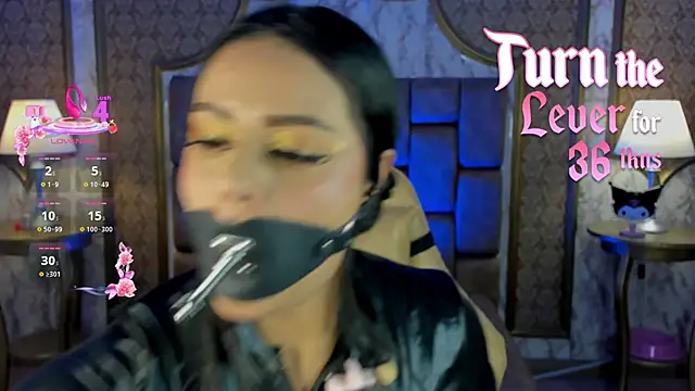 Snapshot of SoffiQueen chatting on 09/13/25, 08:41 SoffiQueen online show from 09/13/25, 08:41