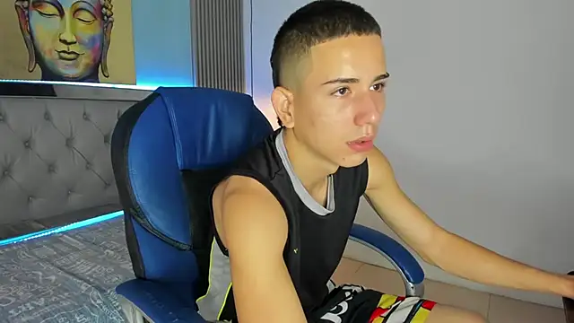 JackSwan18 online show from 11/22/25, 03:11