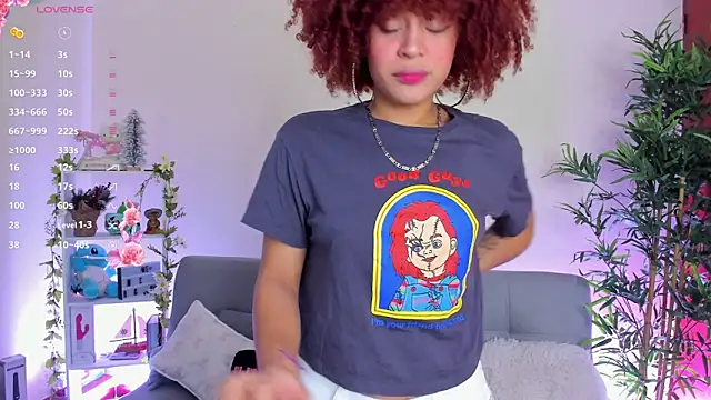 Snapshot of natty_romanof_18 chatting on 02/17/25, 12:27 natty romanof 18 online show from 02/17/25, 12:27