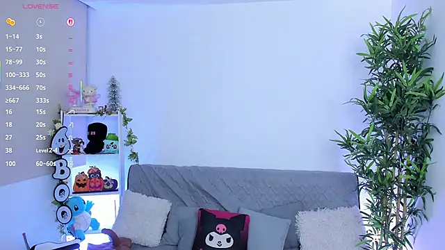 Snapshot of natty_romanof_18 chatting on 09/15/25, 10:37 natty romanof 18 online show from 09/15/25, 10:37