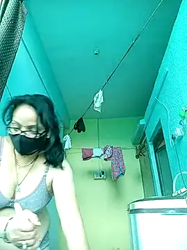 Snapshot of heenage chatting on 02/17/25, 04:20 heenage online show from 02/17/25, 04:20