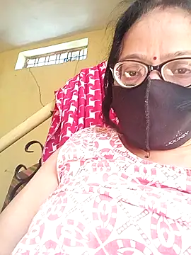 heenage online show from 02/08/26, 09:13