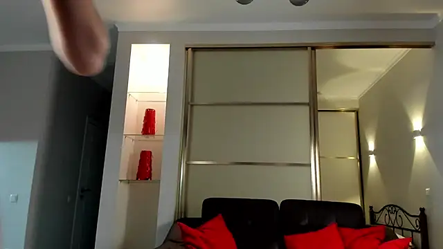 Snapshot of Emma_Flin chatting on 01/08/25, 10:48 Emma Flin online show from 01/08/25, 10:48